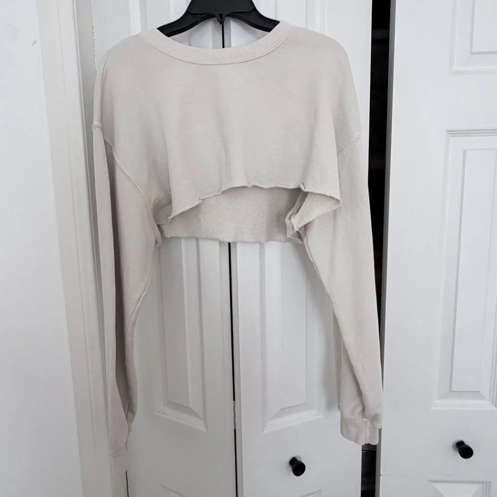 NWT JOAH BROWN Cropped Crew Neck Sweatshirt | Sahara | One Size - Picture 3 of 7